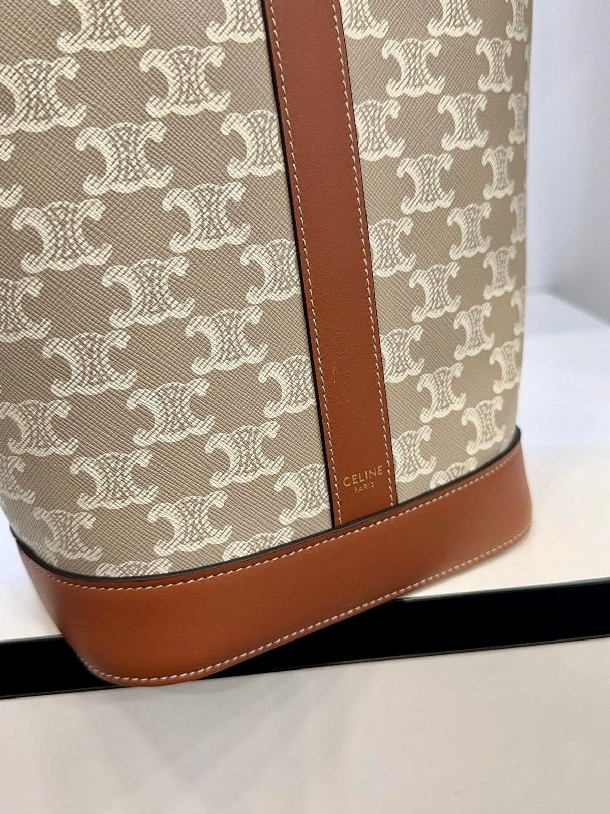 Cream Bucket Small Bag