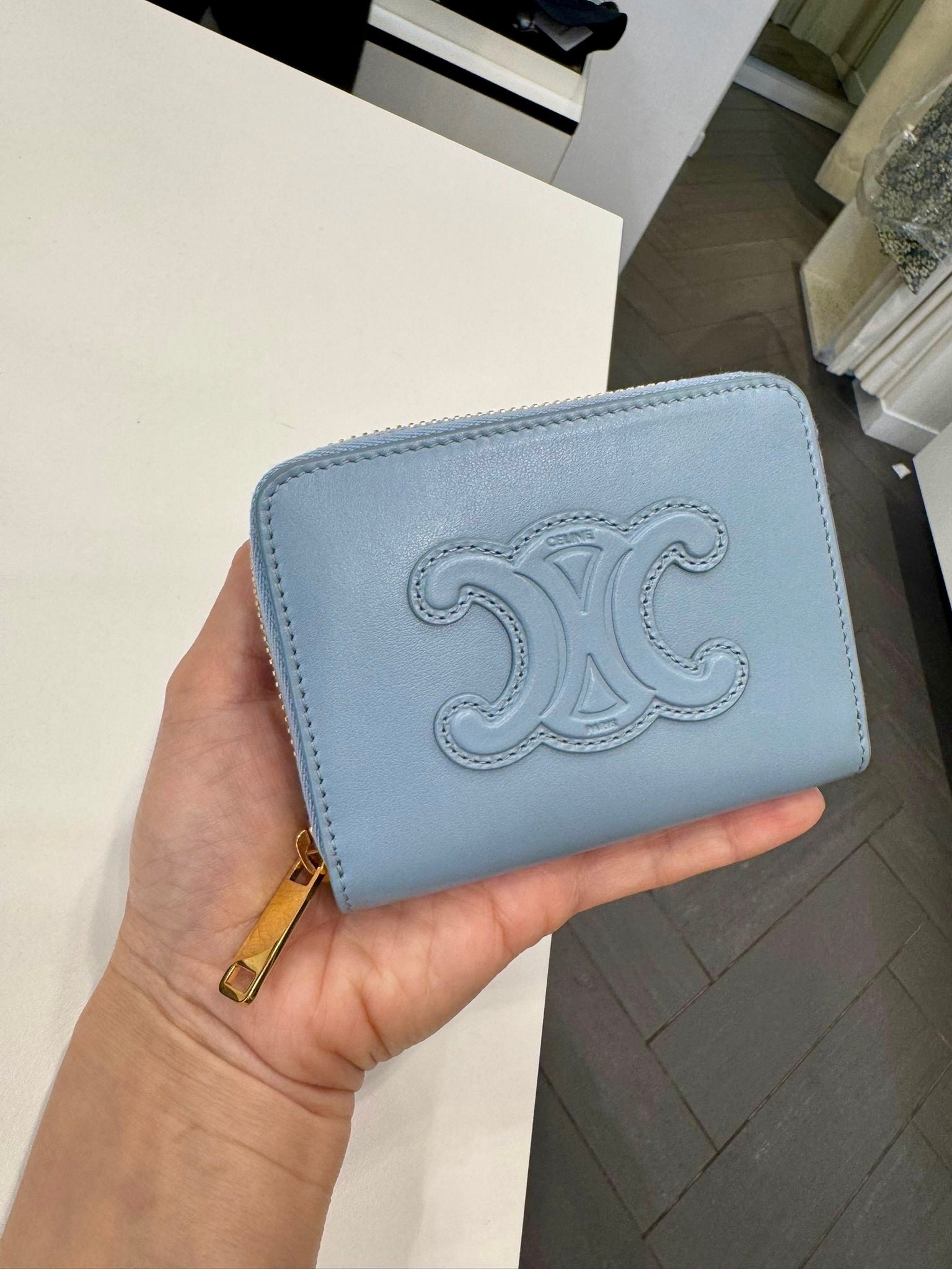 Compact Zipped wallet