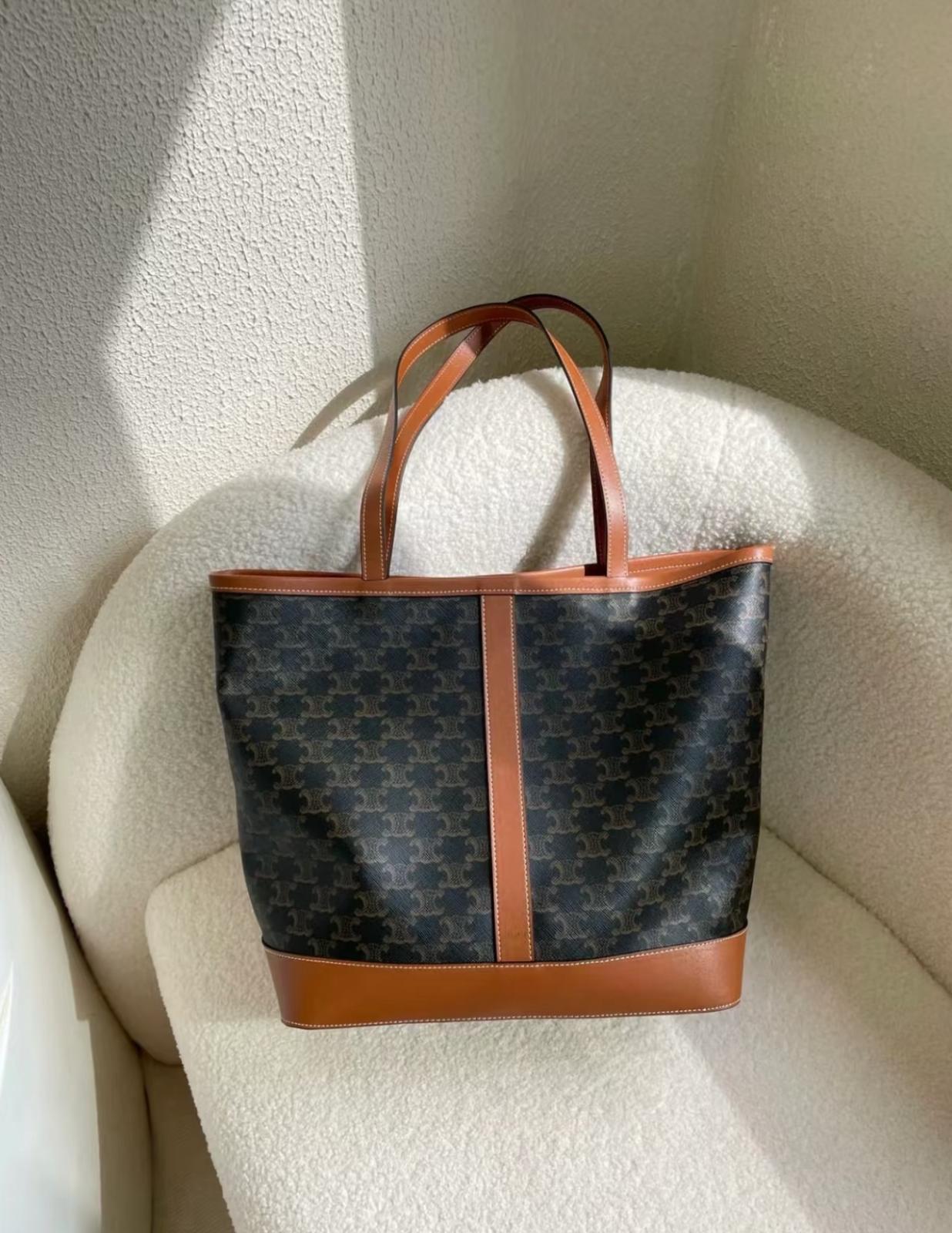 Cabas Medium Tote Bag