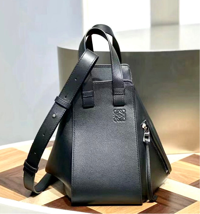 Compact Hammock Style Bag